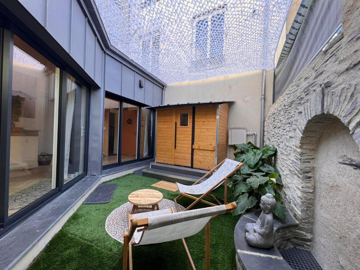 Suite Bali Les Petits Plaisirs อองเชร์ ภายนอก รูปภาพ